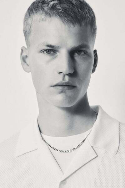 H&M Loose Fit Mesh resort shirt