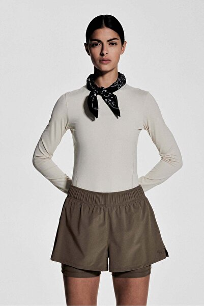 H&M شورت الجري مزدوج الطبقات من DryMove™