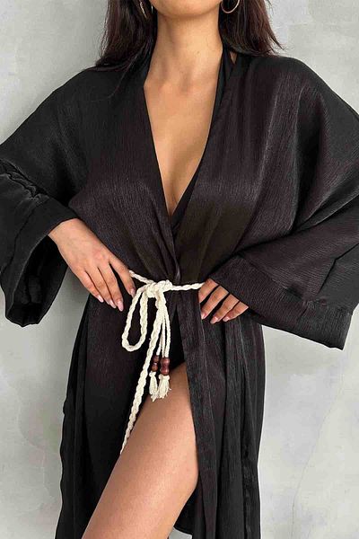 Cappmoda HRK-19102 Kimono lung cu frânghie din material satinat cu efect negru
