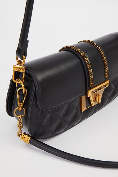 Levidor Black Oval Quilted Pattern Shoulder Bag