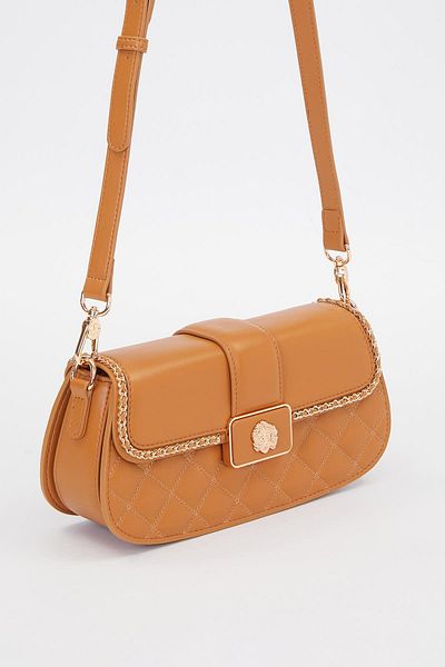 Levidor Brown Buckle Detail Shoulder Bag
