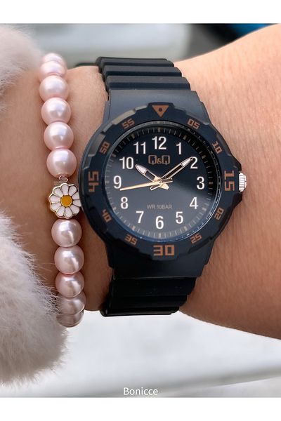 Q&Q Brand Black Silicone Cord, Suitable for Pool Sea Use Girl's Wristwatch Bracelet Gift