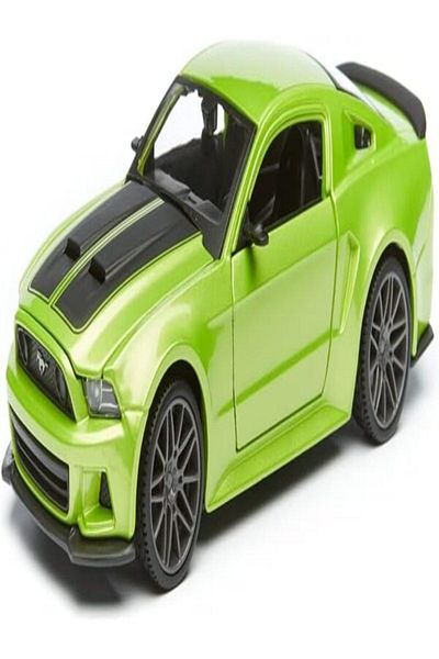 Maisto Tobar 1:24 Scale 2014 Ford Mustang GT Die-Cast Model Car with Opening Doors