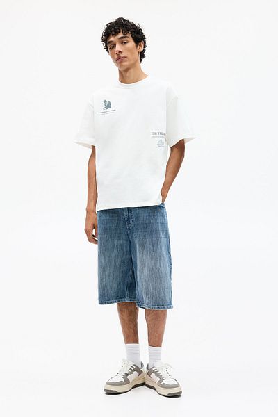 Pull & Bear Le Penseur graphic T-shirt