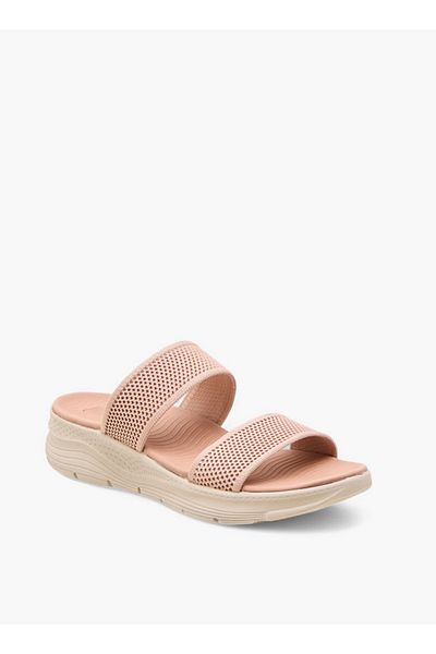 Le Confort Textured Slip-On Strap Sandals with Platform Heels