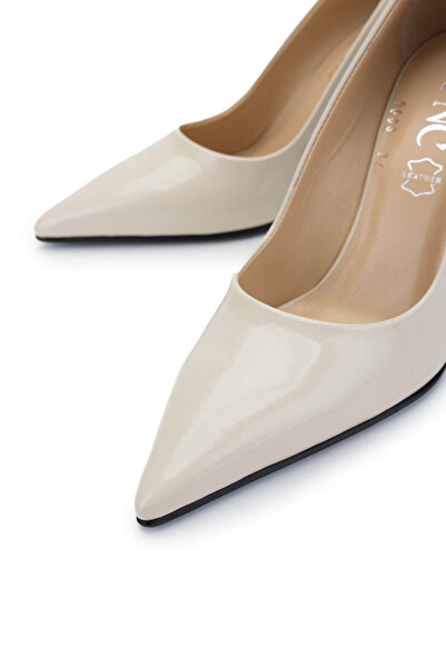 Tamer Tanca Kadın Hakiki Deri Bej Rugan Topuklu Ayakkabı