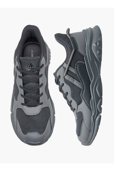 Oaklan by Shoexpress Panelled Sports Shoes with Lace-Up Closure and Pull-Tab