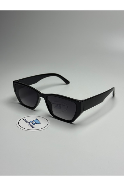 Pradix Black Sunglasses in Cateye Black Glass Color