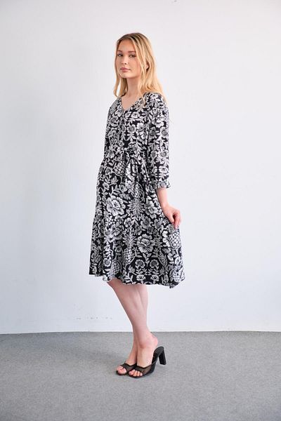 BUSA Maternity V-Neck Half Sleeve Midi Length Patterned Dress Black
