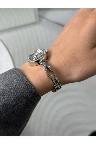 RoseandRoses Efnalsa Stone Bezel New Season Women's Wristwatch Silver (Green Dial)