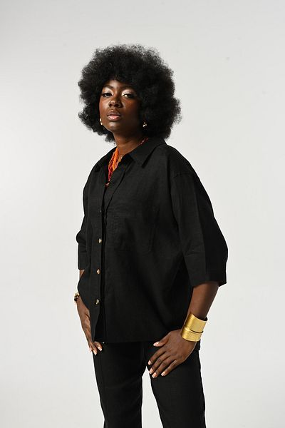 Orfeo Negro Women's 100% Linen Three Quarter Sleeve Solid Color Single Pocket Shirt