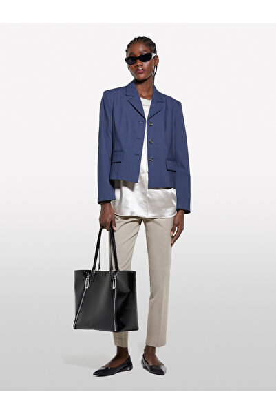 Sisley Γυναικείο μπλουζάκι από σατέν με λευκό λαιμόκοψη και ριμπάνες