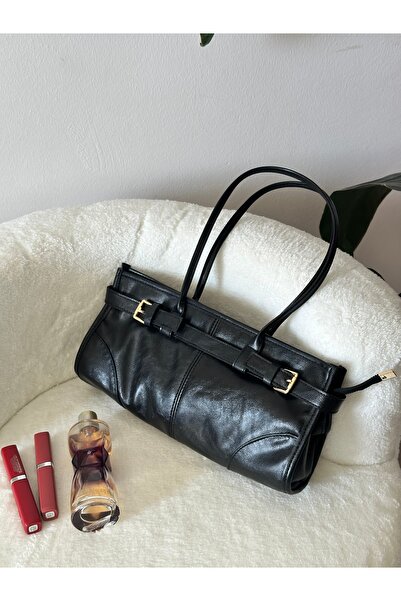 LEVA Siyah toka detaylı omuz çantası