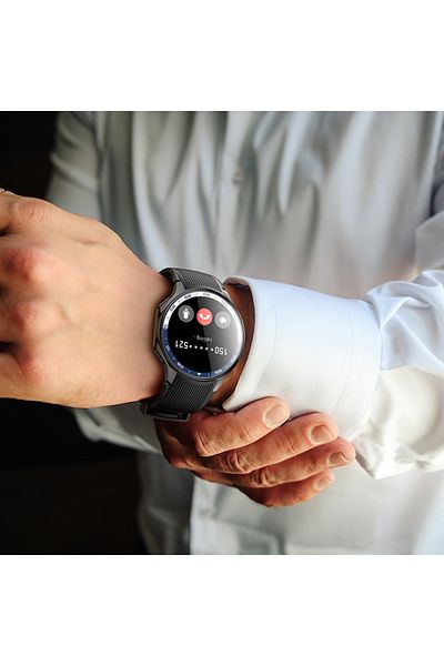 REDz Accessories Smart Watch Y24 HOCO, Bluetooth, 1.43” AMOLED Screen, 390mAh Battery, Multifunctional, Black