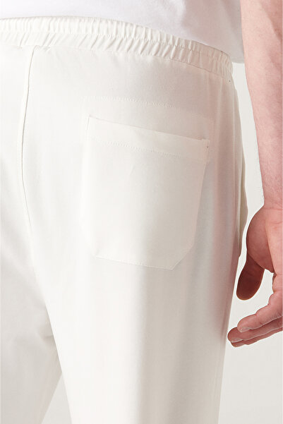 Avva Erkek Ekru Beli Bağcıklı Yandan Cepli Paçası Lastikli 2 İplik Pamuklu Eşofman Altı E003403