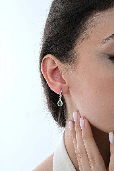 jingle bells Damla Zümrüt Zirkon Taşlı 925 Ayar Gümüş Küpe Rodyum