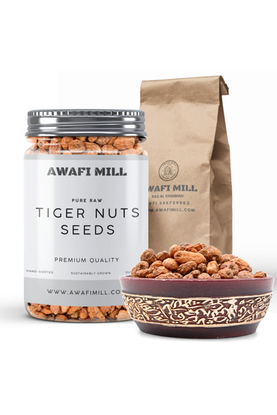 AWAFI MILL بذور جوز النمر | تشوفا مجففة طبيعياً - زجاجة ١٠٠ غرام / ٣.٥ أونصة