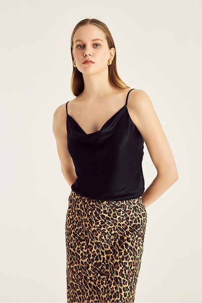 Naramaxx Degaje Collar Strap Blouse