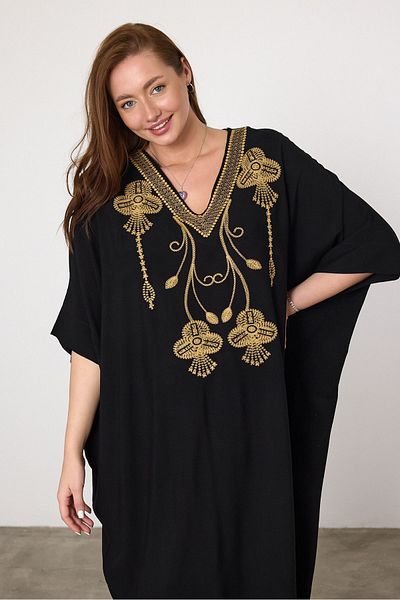 Hazinedan Authentic Dress V-Neck Heart Embroidery Detail Plus Size