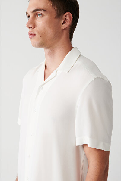 Avva Weißes Herrenhemd aus 100 % Viskose mit Apage-Kragen A31y2215