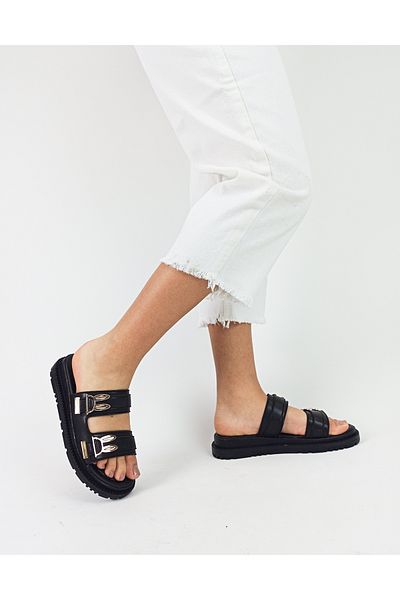 GDT Ayakkabı Black Color Rabbit Buckle Detailed Flat Sole Women's Slippers