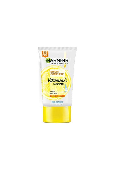 Garnier غسول الوجه برايت كومبليت بفيتامين سي