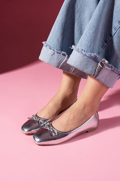 FUGA MODA Balerini cu motiv din piele de șarpe de culoare auriu argintiu