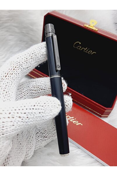 Cartier Cartier pen with a luxurious design and inspired accessories