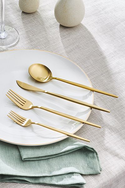 Apricot Faro Mad Gold 24 Piece 6 Person Fork Spoon Knife Boxed