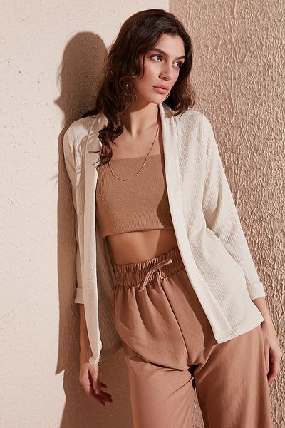 Lela Seersucker Kimono Cardigan with Folded Collar and Sleeves Cardigan 5869014