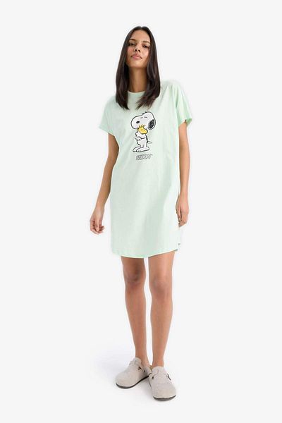DeFacto Snoopy Crew Neck Short Sleeve Nightshirt-Fall in Love F3137Ax25Sm
