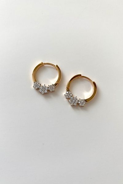 SilverStone Tiny Xuping Hoop Earrings with Flower Stone