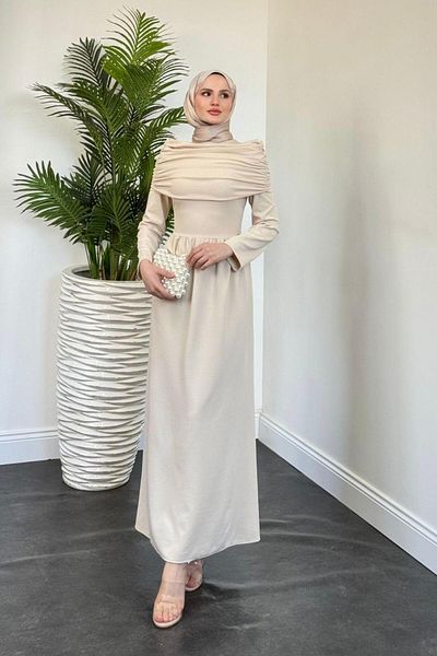 MERVEN AKYÜZ Κρέμα φόρεμα Flora Cape