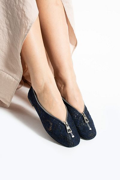 MissPapatya BONDY Embroidery Detailed Zippered Navy Blue Women's Casual Ballet Flats