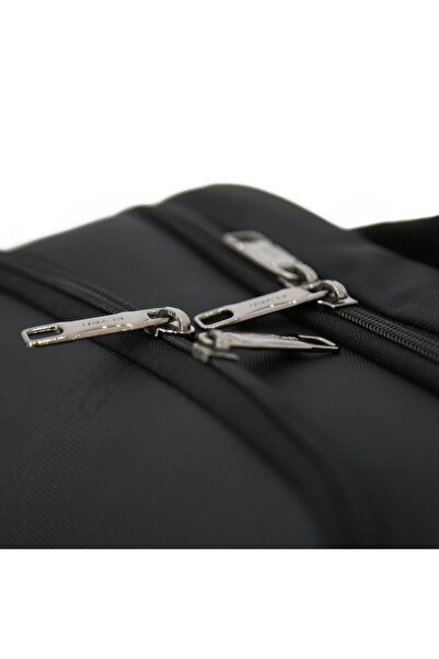 AMERICAN FLYER Professional Laptop Backpack - 17-Inch