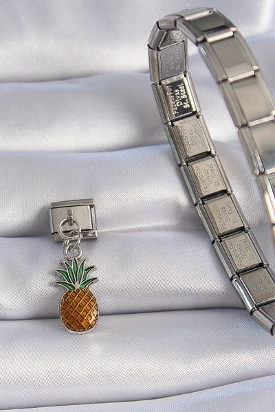 Skygo 316L Steel Silver Color Dangle Pineapple Figure Nomination Charm - Tj-Bc1091