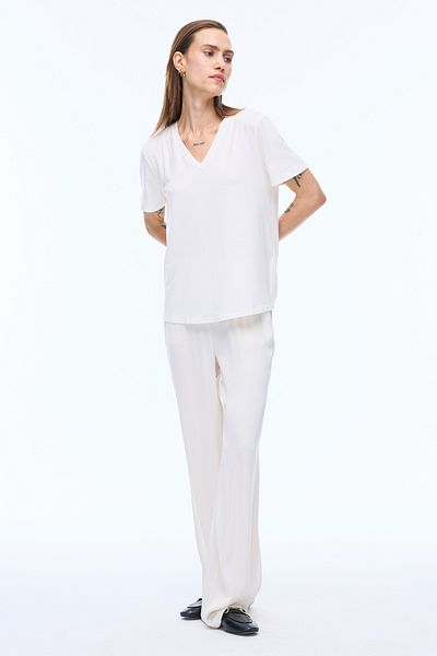 Perspective Γυναικείο T-shirt Leon Regular Fit Standard μήκους κοντό μανίκι V-λαιμόκοψη εκρού χρώματος