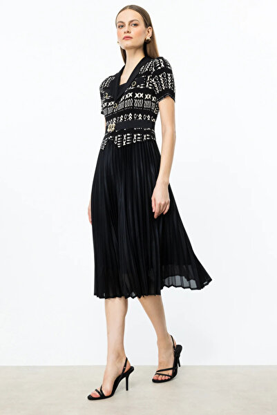 Ekol Akordiyon Kumaş Süs Kemer Tokalı Elbise Siyah