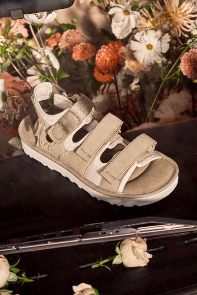 UGG M Goldencoast Multıstrap Sand (KUM RENGI) 1153095