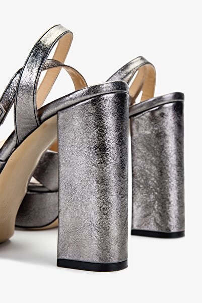 Valmenti Kadın Hakiki Deri Gri Topuklu Ayakkabı