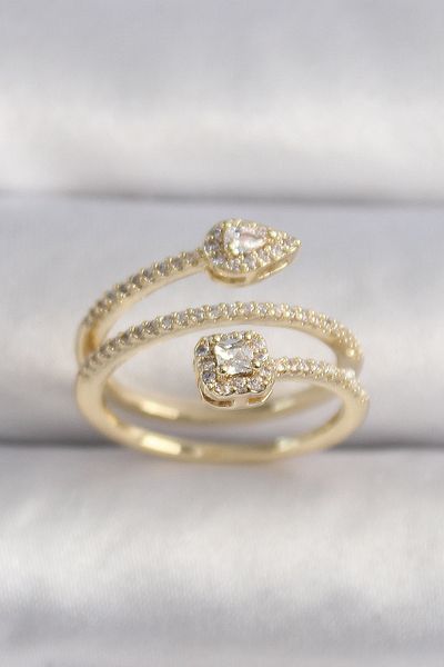 Skygo Brass Gold Color Zircon Stone Arrow Model Vip Series Women's Ring - Tj-Byk3502