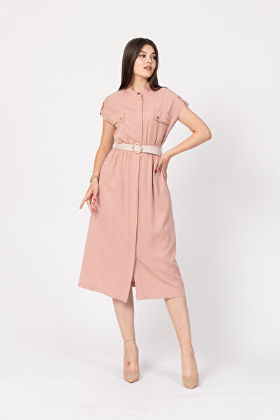 MissVina Силата на елегантността Дълга рокля с висока яка, колан и копчета 50311