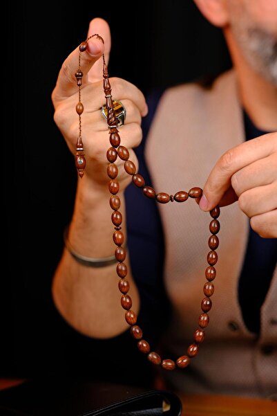 dergah tesbih Master Mücahit Şener Otantik Oyma Serisi Beyzi Kesim Yı-Lan Ağacı Tesbih