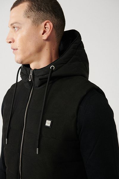 Avva Men's Black Hooded Fiber Vest A32Y6511