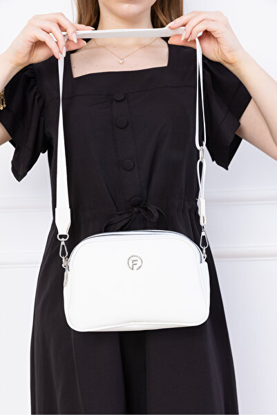 FARBAG BEYAZ SUNİ DERİ 4 CEPLİ omuz çantası