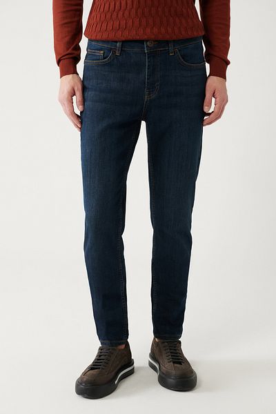 Avva Dunkelblaue, getrommelte, gewaschene, flexible Jeanshose für Herren E 003512