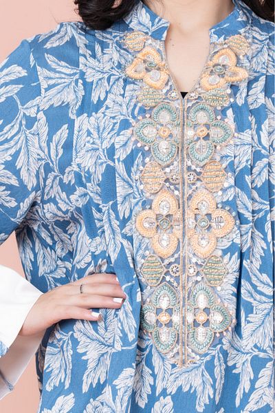 IKKXA Embroidered Leaf Print Jalabiya