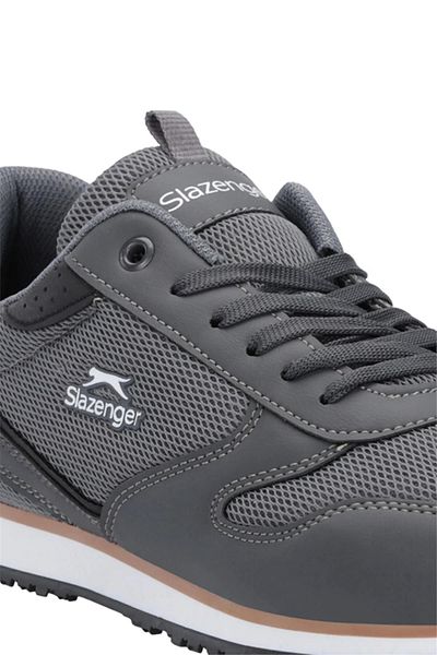 Slazenger حذاء رياضي رجالي شبكي مدخن خفيف الوزن يسمح بمرور الهواء Invicible M