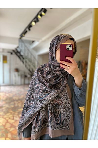 Neva Ethnic Pattern Shawl
