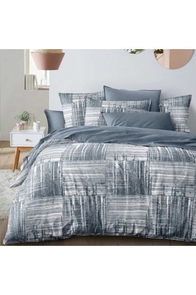 Pucioasa Double bed linen with blue squares pattern